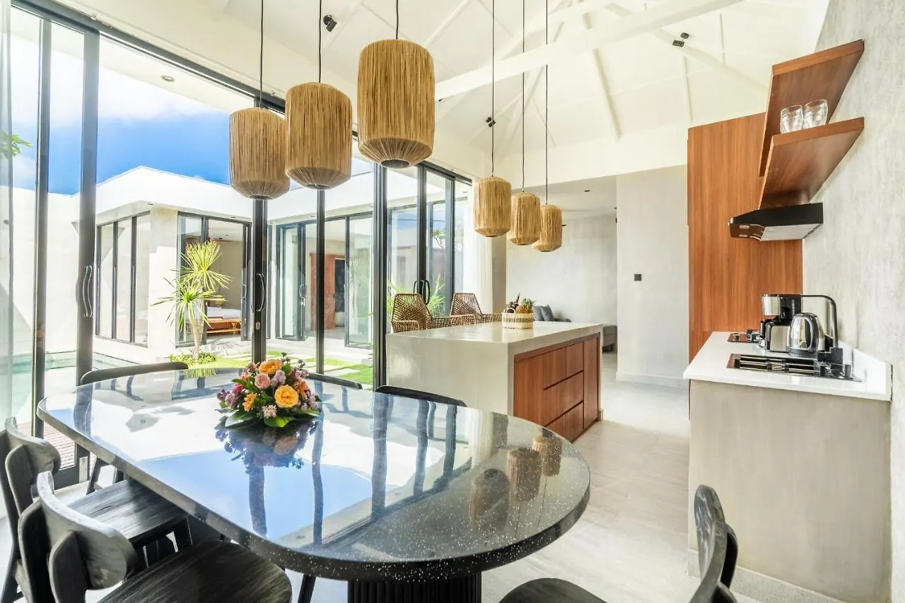 Garuda Villa Jimbaran  Jimbaran (Bali)